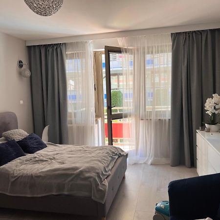 Apartamenty Na Zdrojowej ชวีโนวิชแจ ภายนอก รูปภาพ