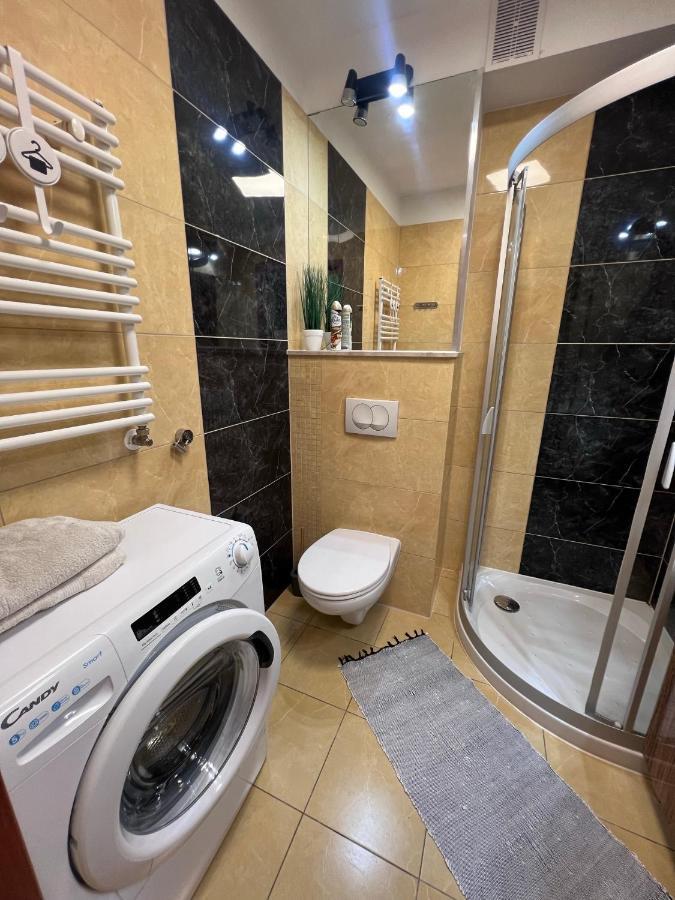 Apartamenty Na Zdrojowej ชวีโนวิชแจ ภายนอก รูปภาพ