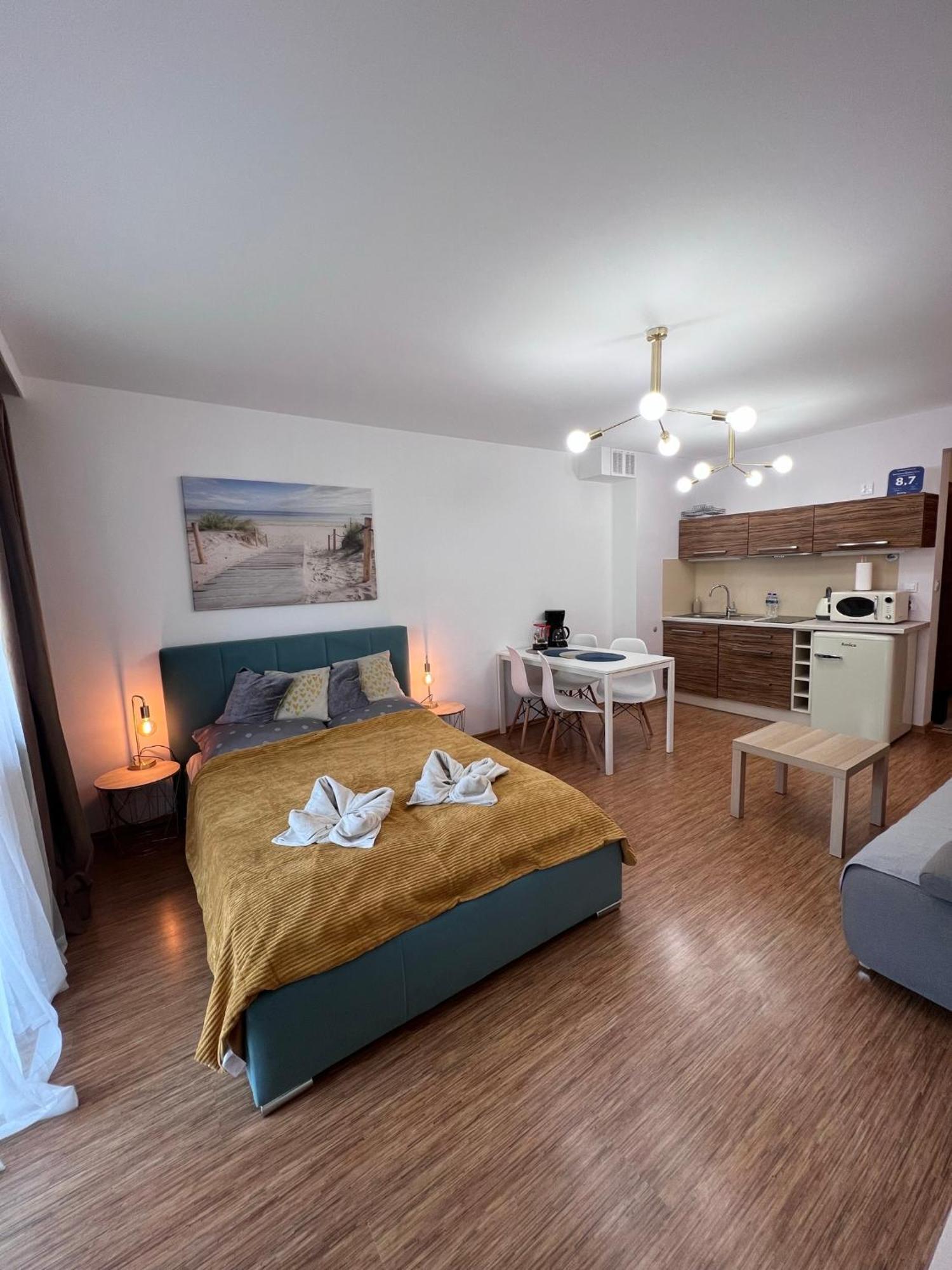 Apartamenty Na Zdrojowej ชวีโนวิชแจ ภายนอก รูปภาพ